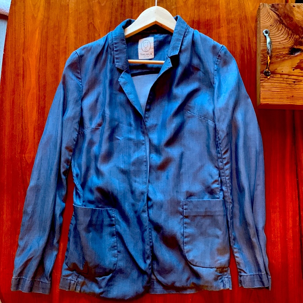 Aritzia Talula Jean (soft and light material) blazer. Size 2